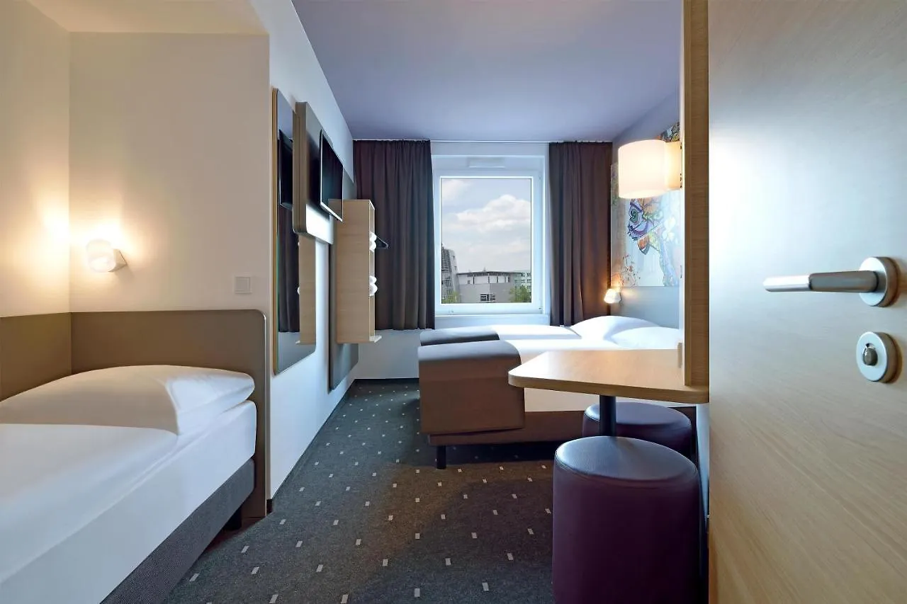 B&B Hotel Koeln-Ehrenfeld 3*, Köln